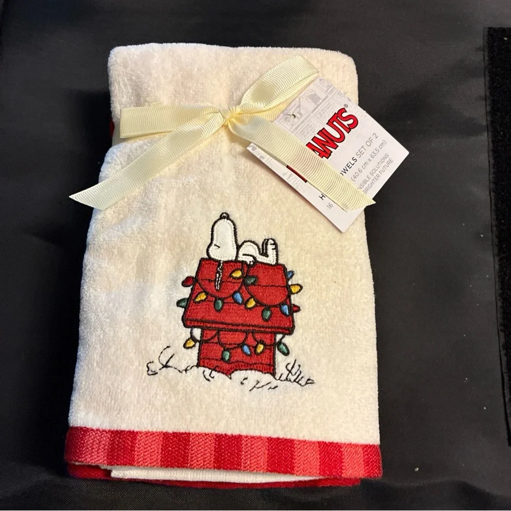 Peanuts Cream Hand Towels Set with Ribbon